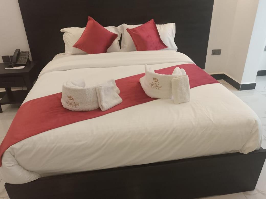 Water Pavilion Hotel Keroka Экстерьер фото